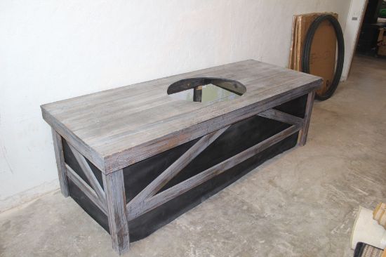 Picture of  Melting Table